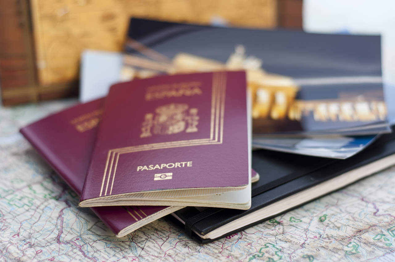 Comment obtenir la nationalité belge. Passeport et carte identification.