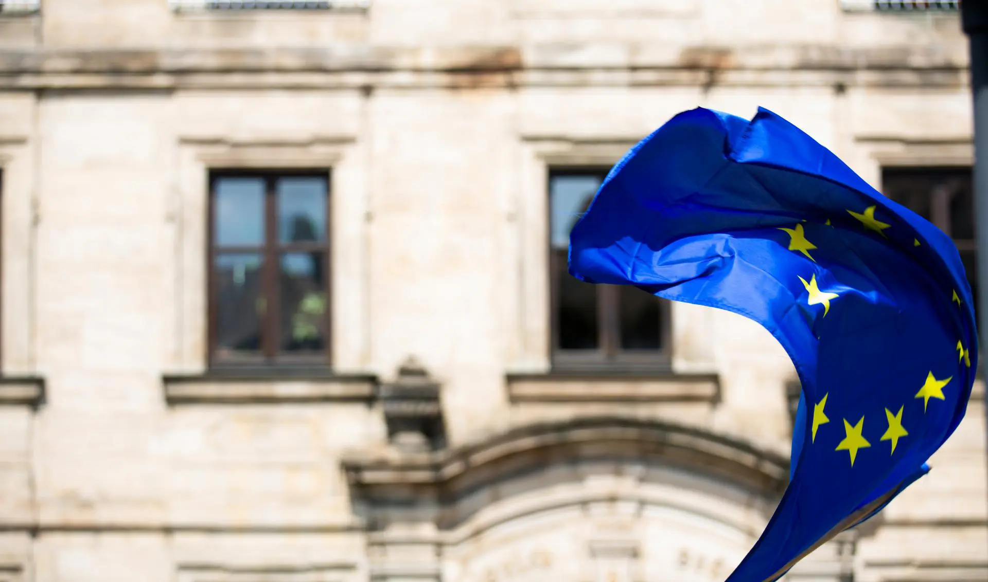 filing an European patent and European Patent Office (EPO)